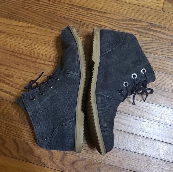 bearpaw women's claire chukka boot